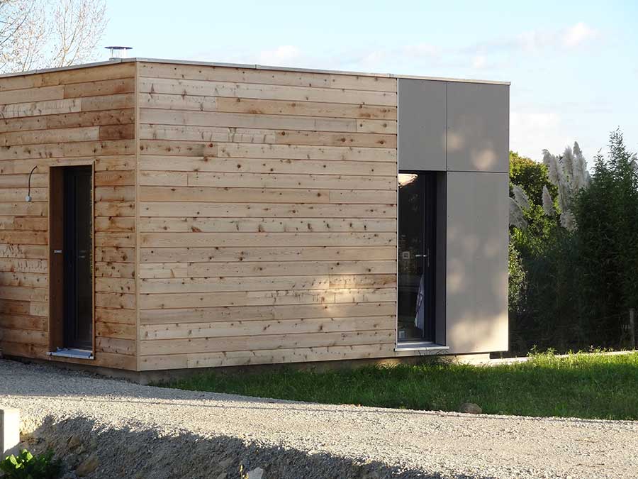 Construction d’une maison à ossature bois comprenant un rez-de-jardin, dans le secteur de Bieuzy Lanvaux et Brandivy dans le Morbihan 